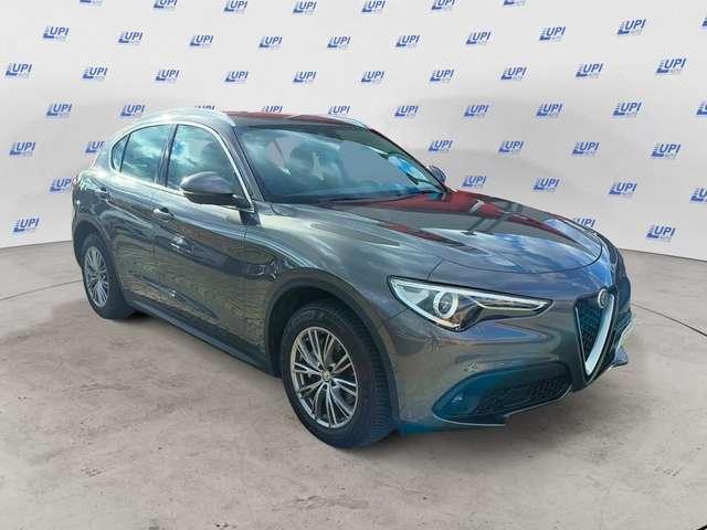 Alfa Romeo Stelvio 2.2 t Business Q4 190cv auto