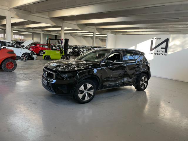 VOLVO XC40 1.5 T4 RECHARGE PLUG-IN HYBRID AUTOMATICO