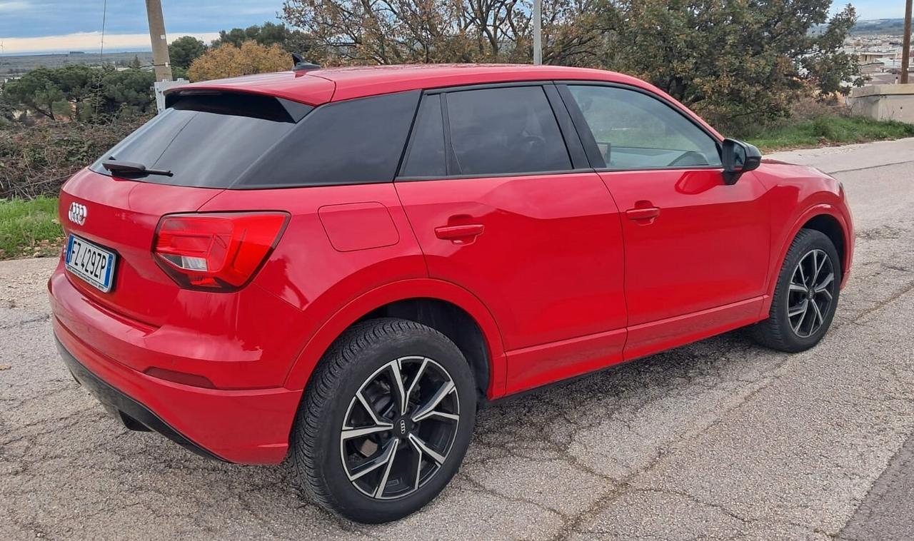 Audi Q2 35 TDI quattro S tronic Admired (Iva Esposta)