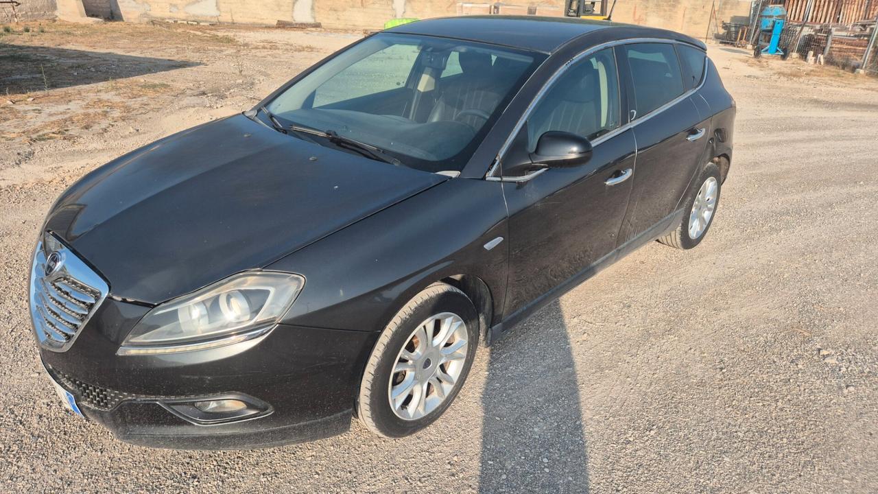 Lancia Delta 1.6 MJT DPF Gold