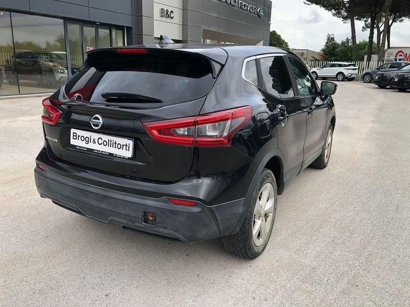 Nissan Qashqai II 2017 1.6 dci N-Connecta 130 cv autocarro