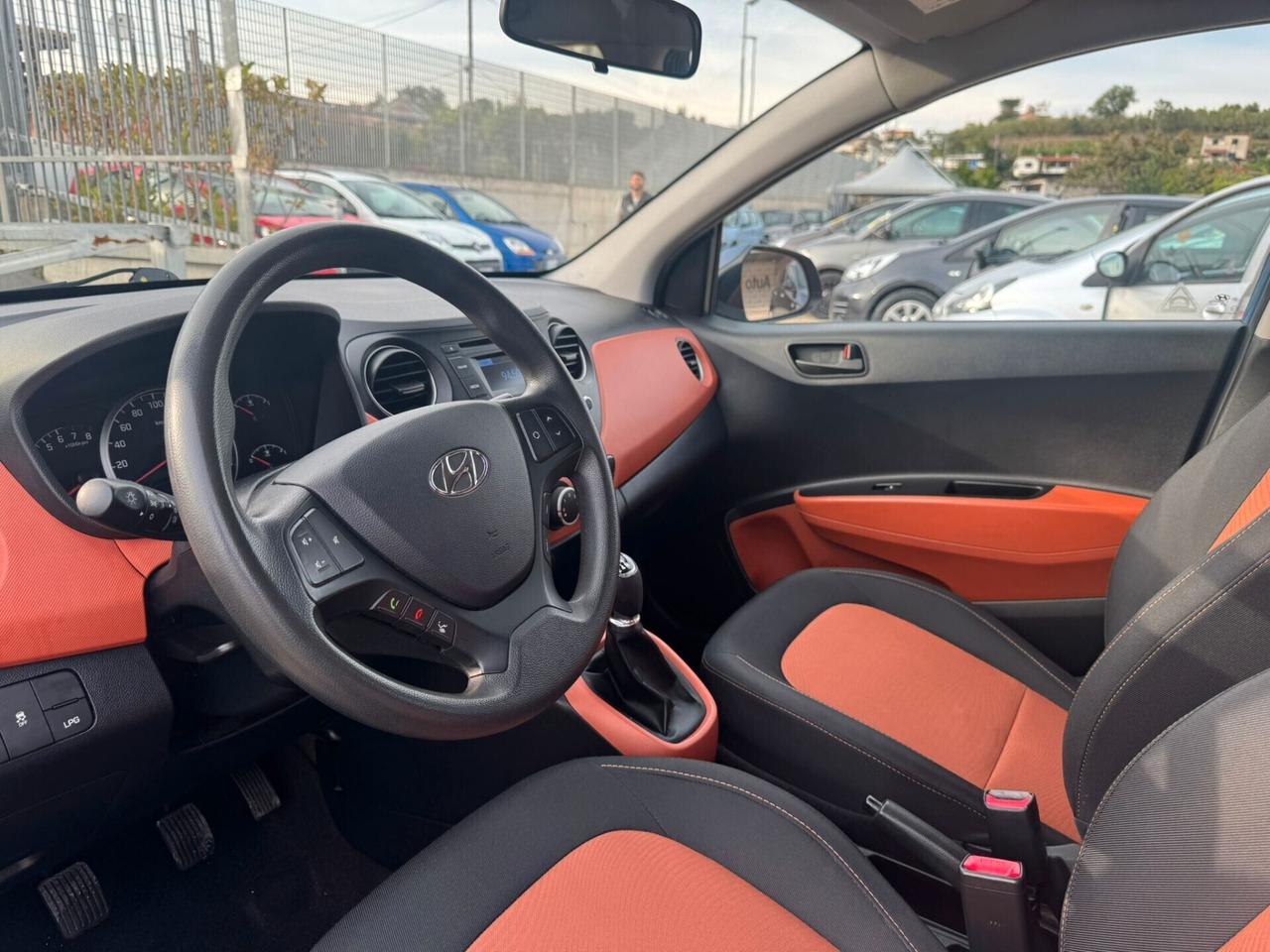 Hyundai i10 1.0gpl