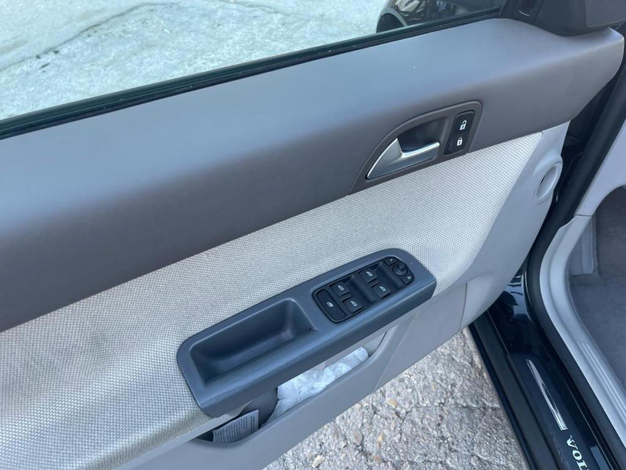 VOLVO V50 D3 POLAR