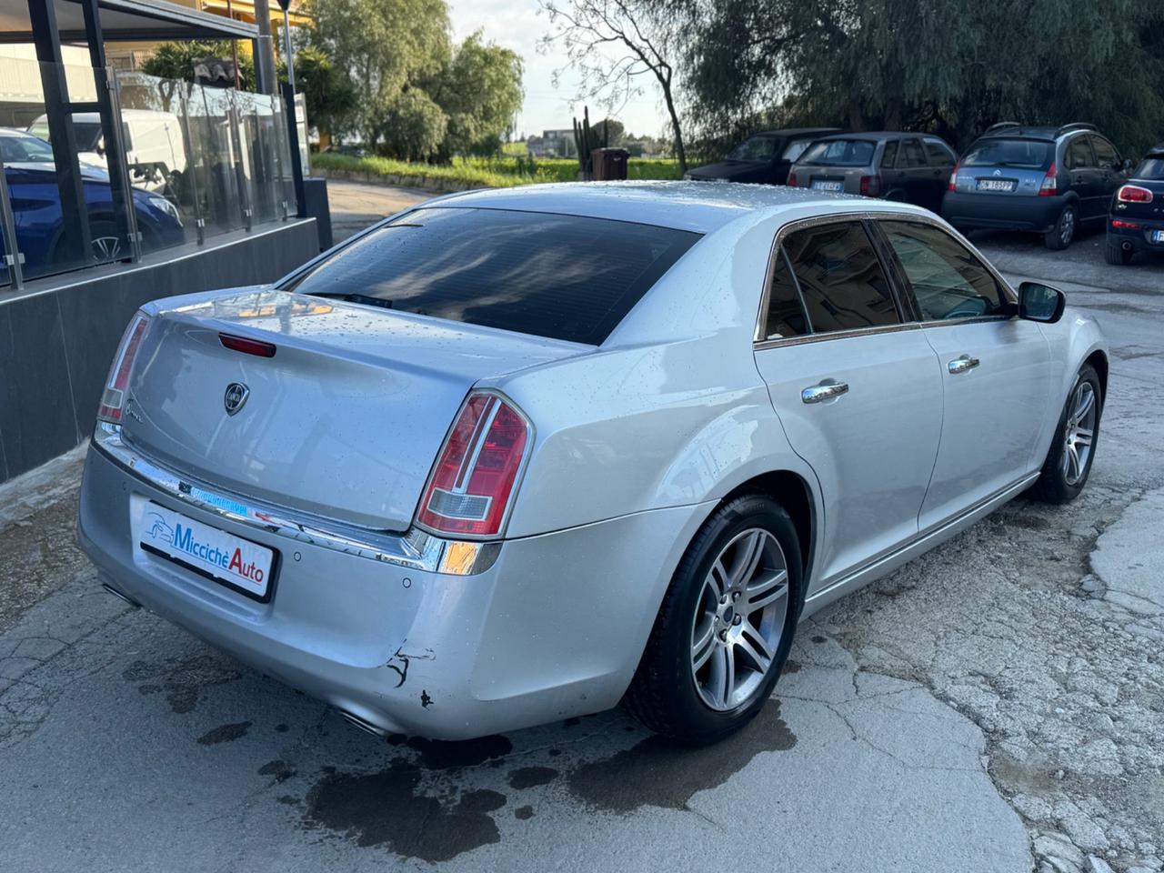 LANCIA THEMA 3.0 MJT II 240 CV PLATINUM EDITION