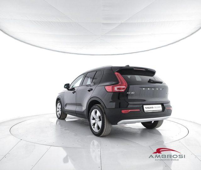 VOLVO XC40 T2 Momentum