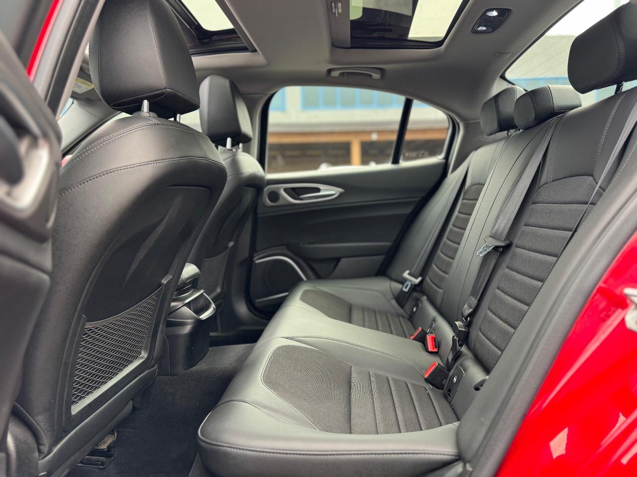 Alfa Romeo Giulia 2.2 Turbodiesel 190 CV AT8 Sprint TETTO APRIBILE