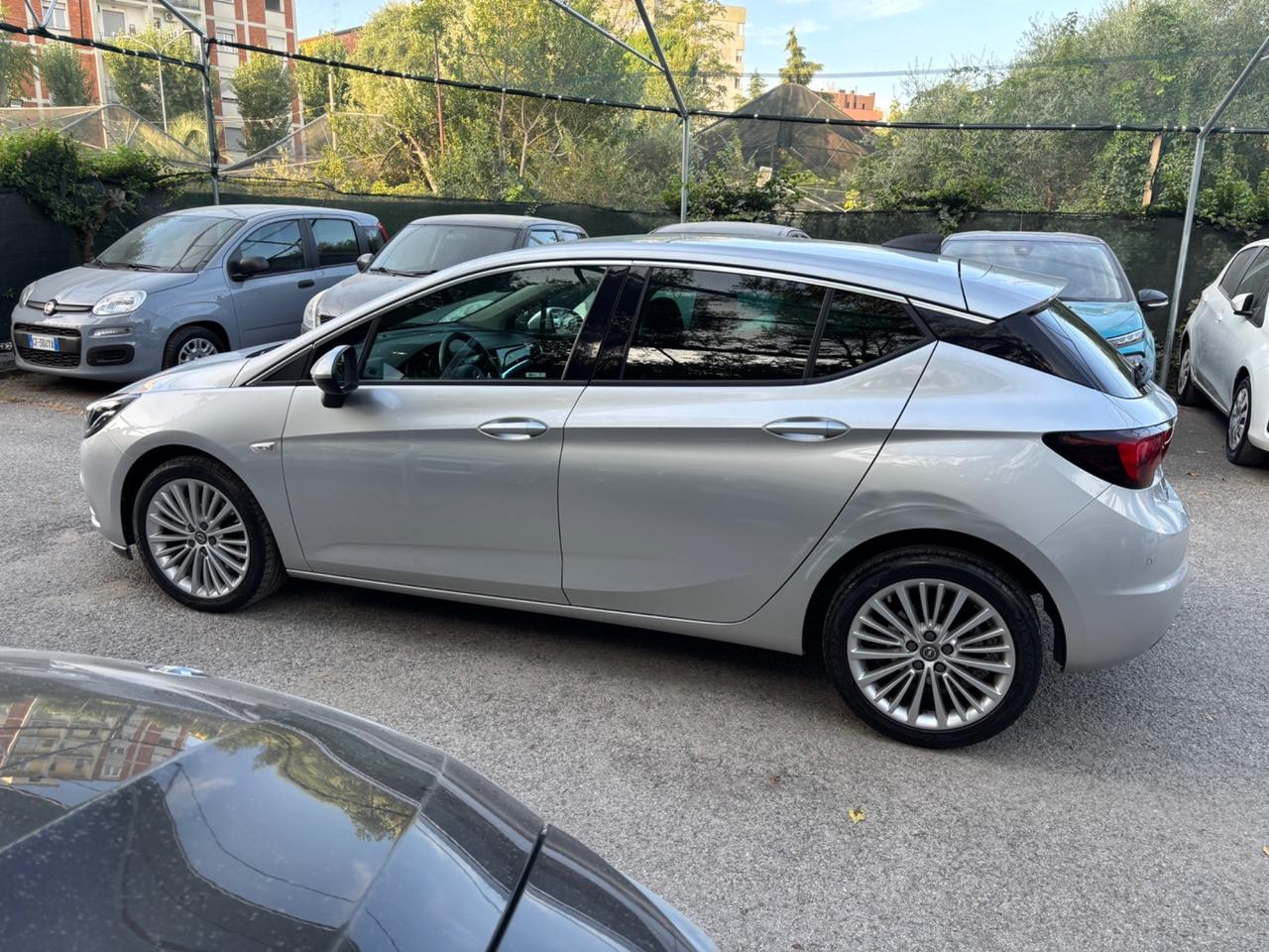 Opel Astra 1.6 CDTi 110CV 5 porte Innovation OK NEOPATENTATI