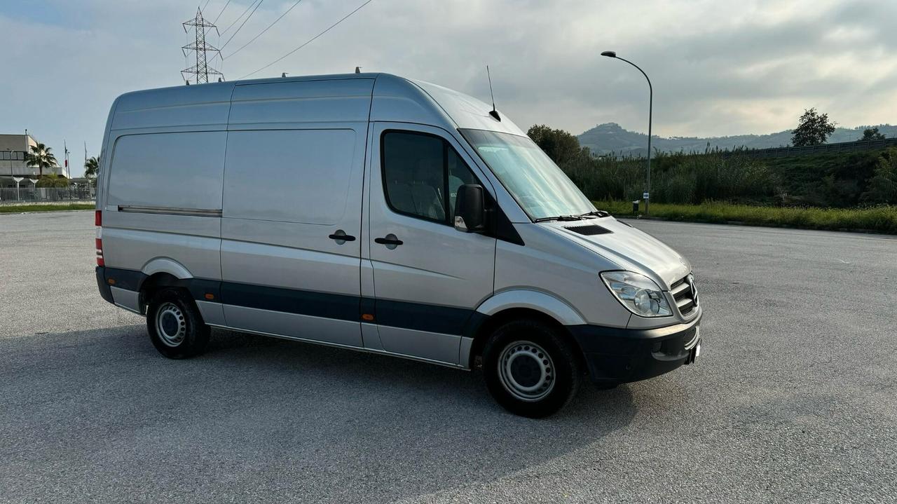 Mercedes Sprinter 318d