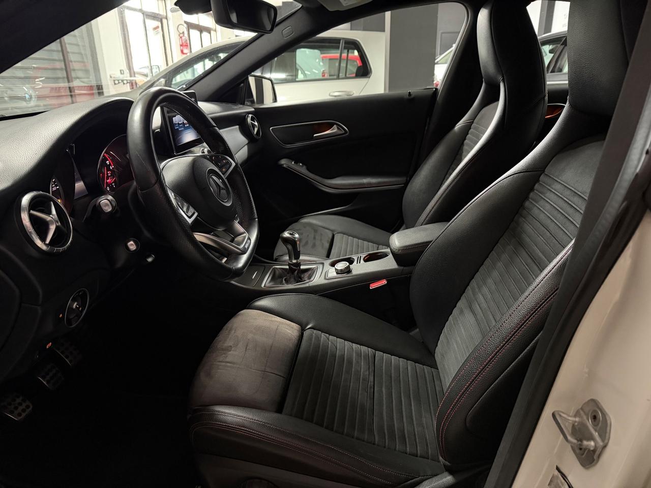 MERCEDES CLA 200d (136) Premium AMG 2015