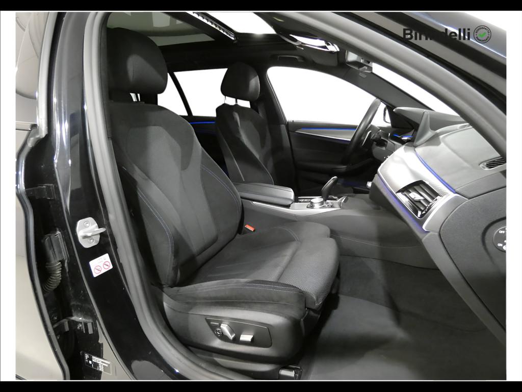 BMW Serie 5(G30/31/F90) - 520d 48V Touring Msport