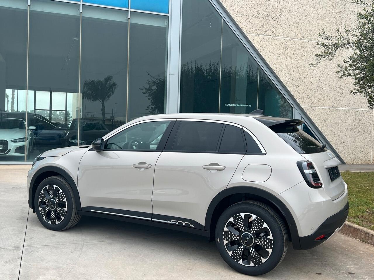 Fiat 600 1.2 La Prima - possibilità noleggio no scoring