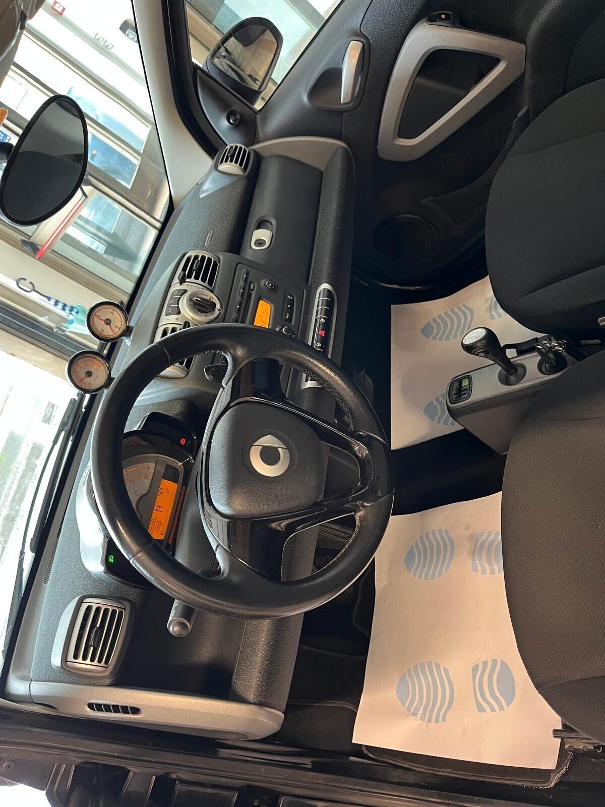 Smart ForTwo 1000 52 kW coupé passion