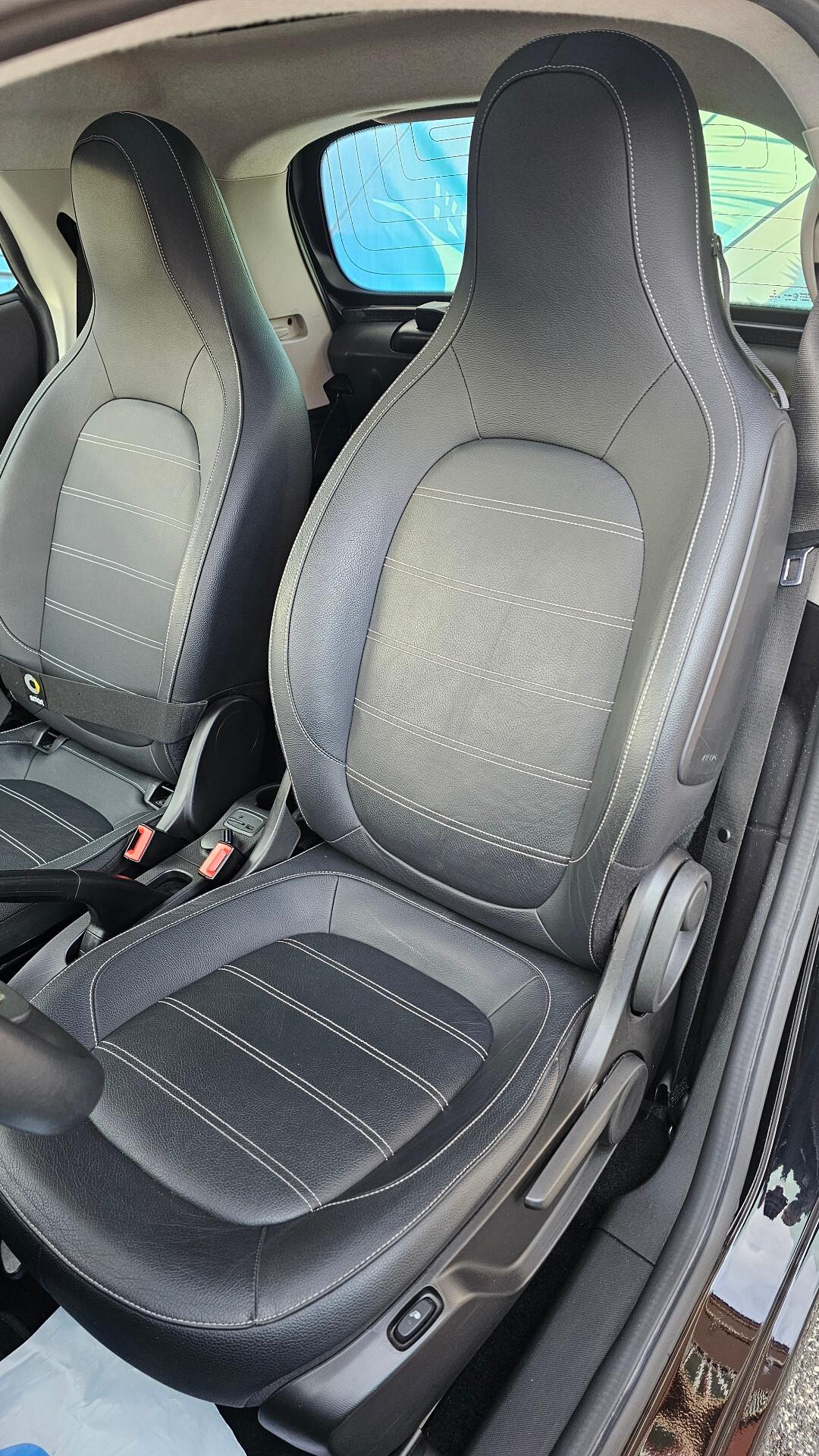 Smart ForTwo 90 0.9 Turbo twinamic Prime TAGL UFF NAV LED