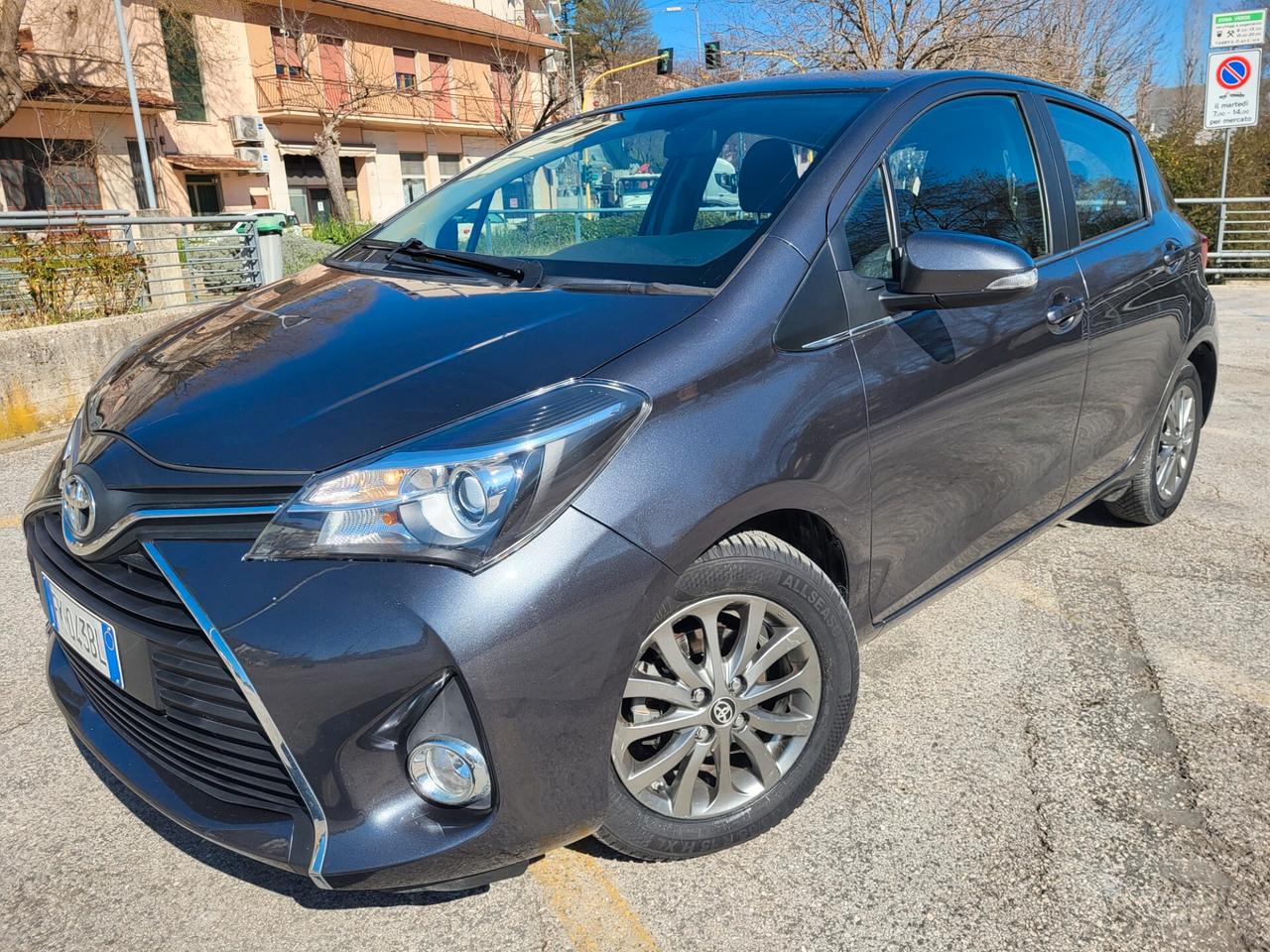 TOYOTA YARIS 1,4 D-EURO 6B-UNICA PROPRIET-FOTO REVISIONI