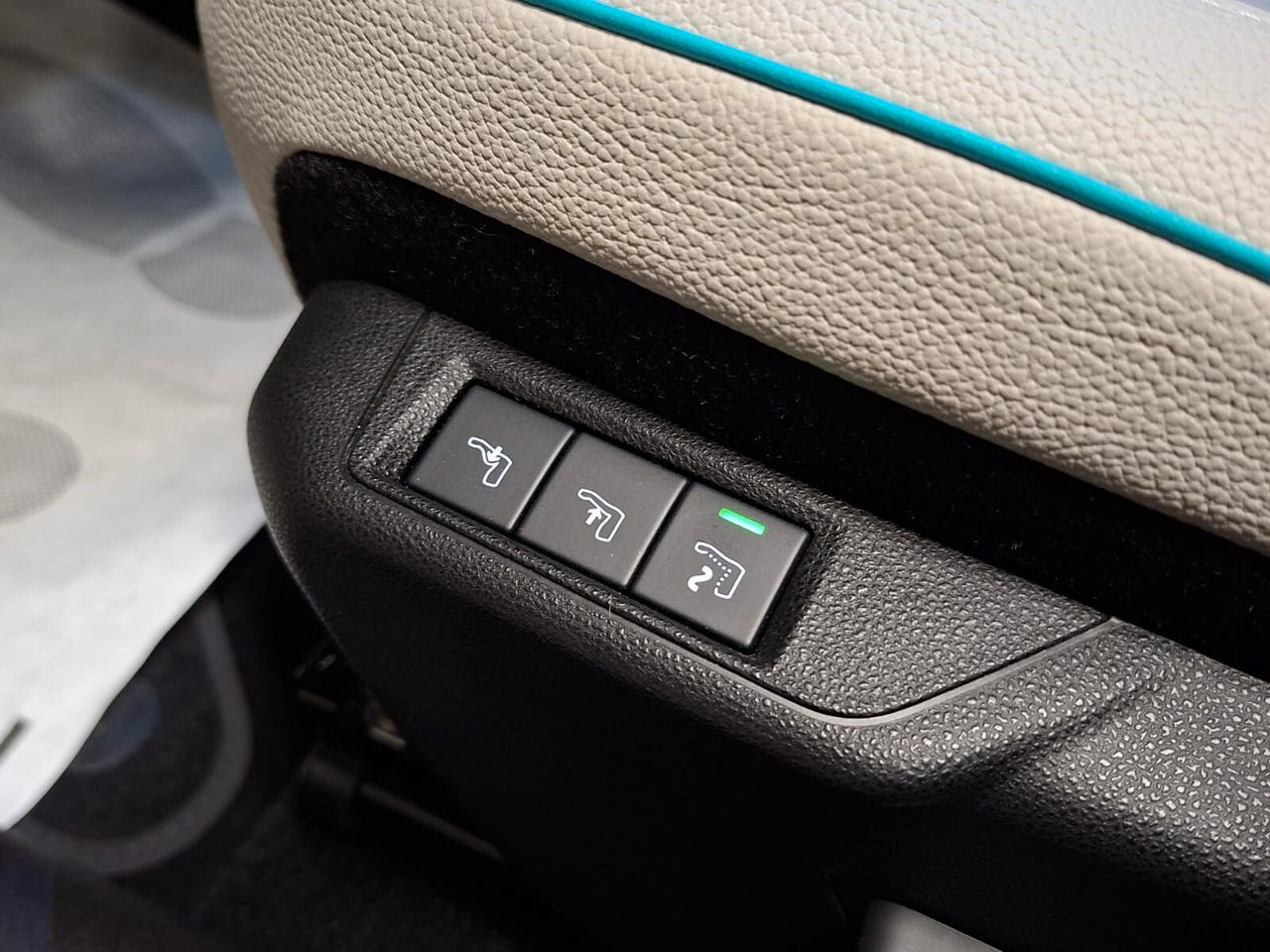 Fiat 600 1200 Turbo mhev Hybrid La Prima DCT Km.0