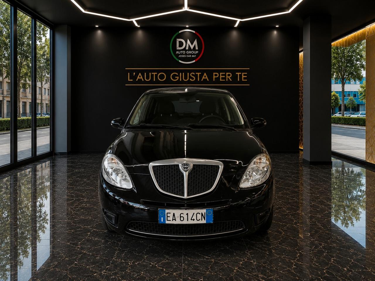 Lancia Ypsilon 1.2 Platino