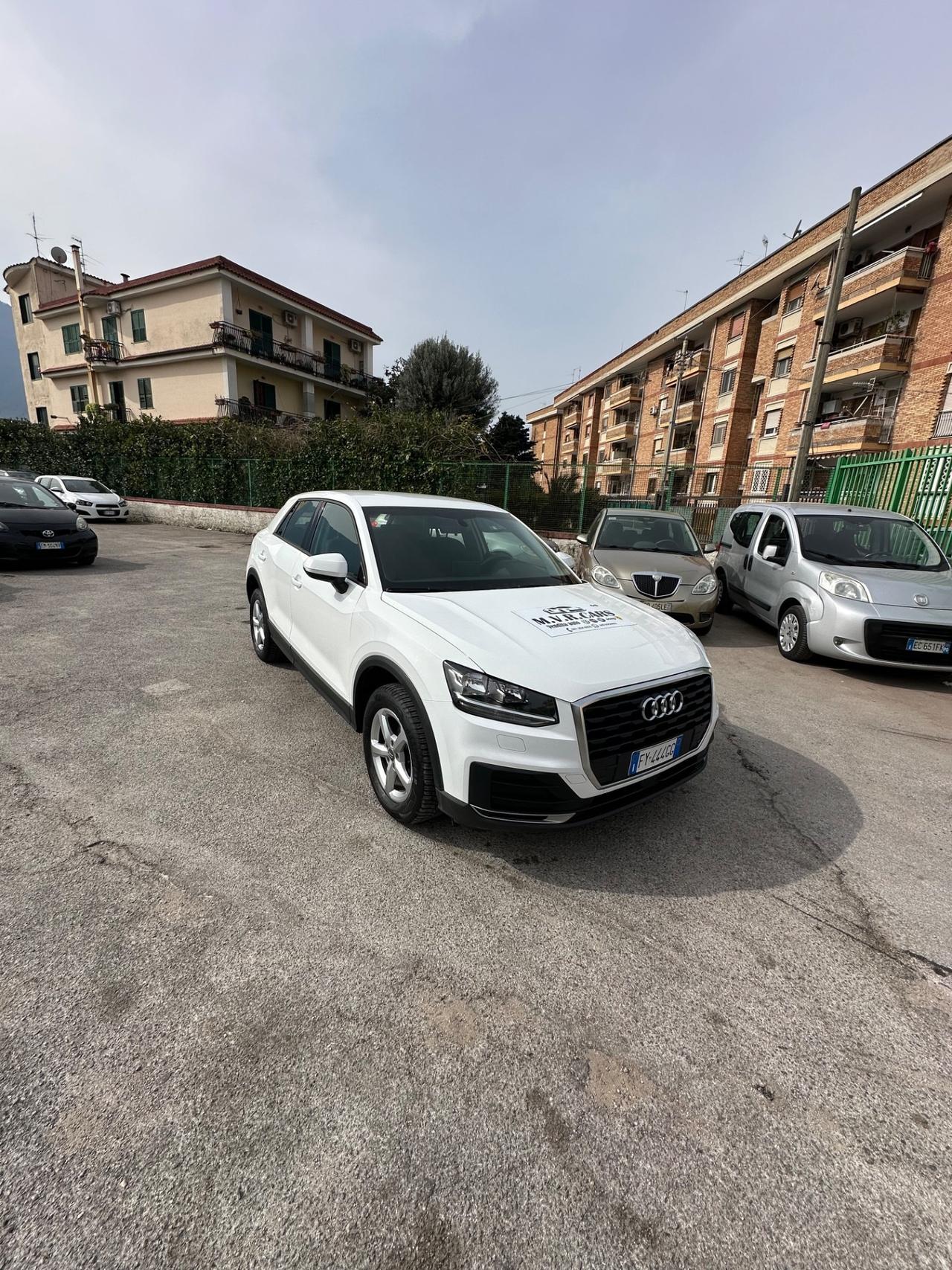 Audi Q2 30 TDI S tronic Identity Black