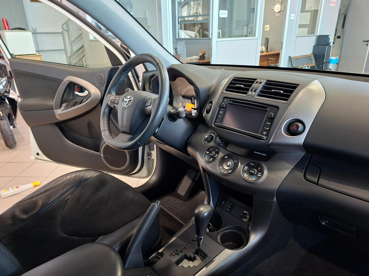 Toyota RAV 4 RAV4 Crossover 2.2 D-Cat A/T 150 CV Style 79000KM