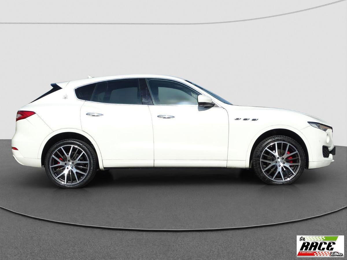 MASERATI - Levante - V6 Diesel 275 CV AWD