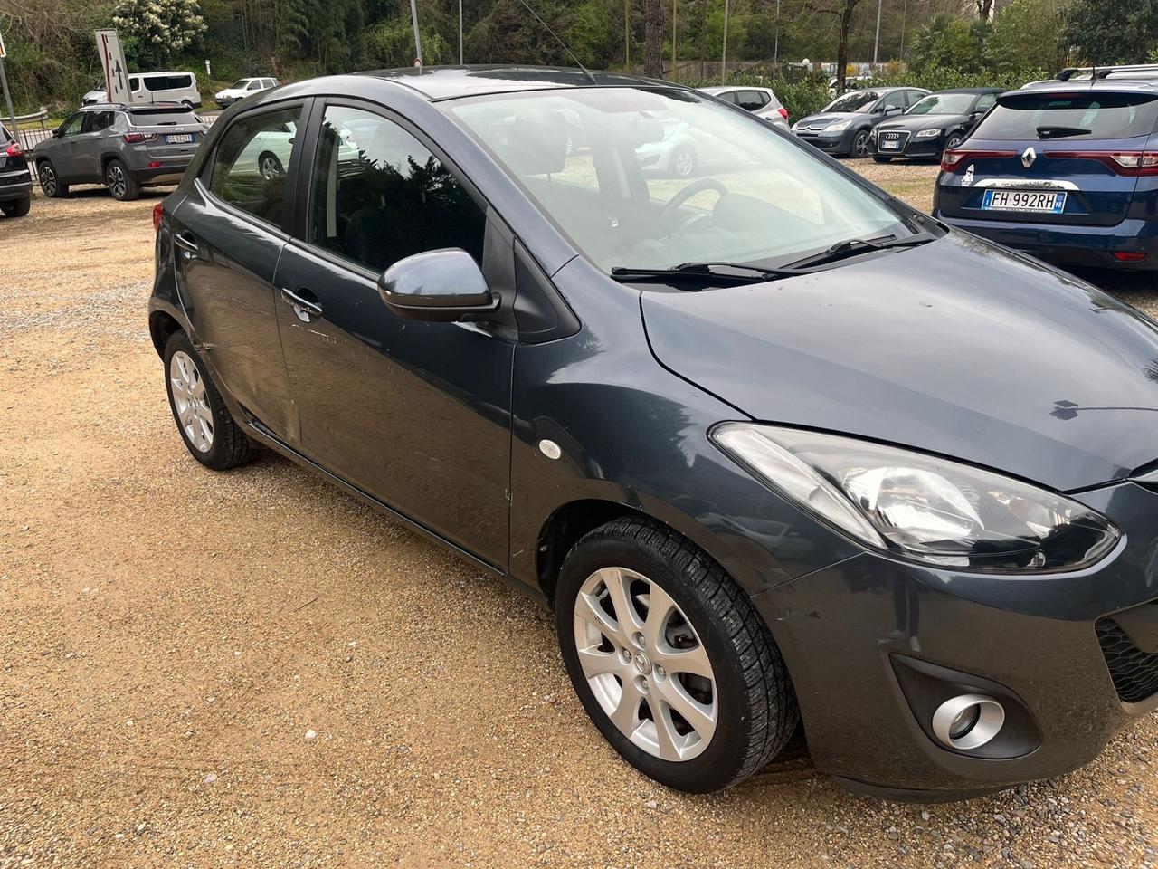 Mazda2 1.3 Benzina - Neopatentati