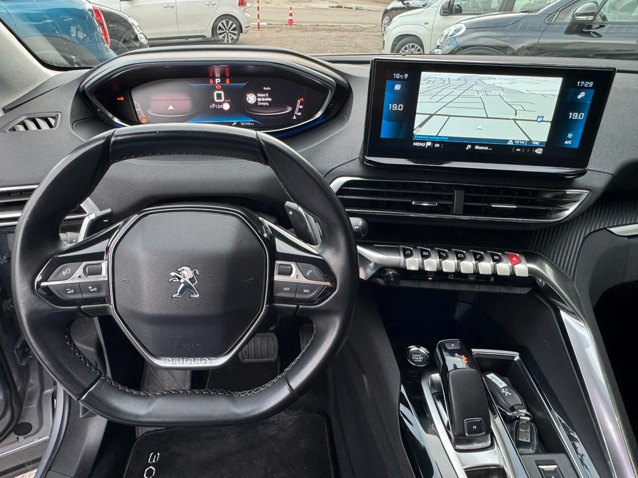 Peugeot 3008 BlueHDi 130 S&S EAT8 Allure