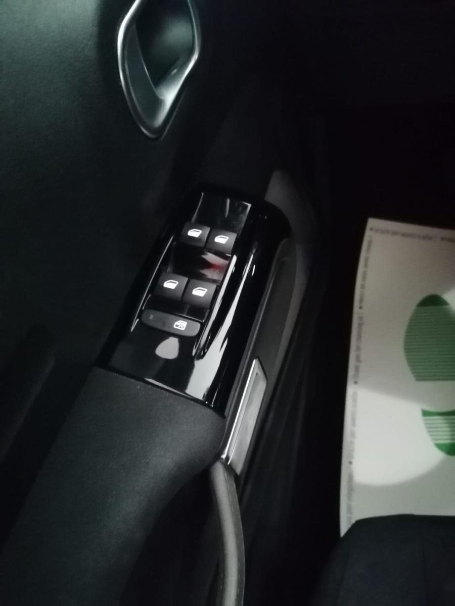 CITROEN - C3 - PureTech 82 Feel Edition