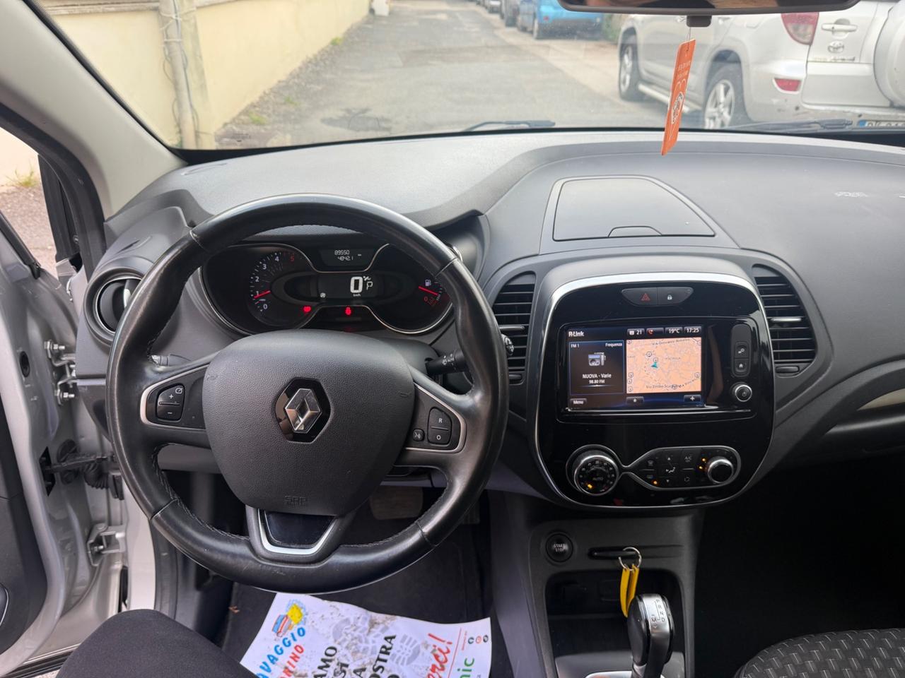 Renault Captur dCi 8V 90 CV EDC Start&Stop Energy Initiale Paris