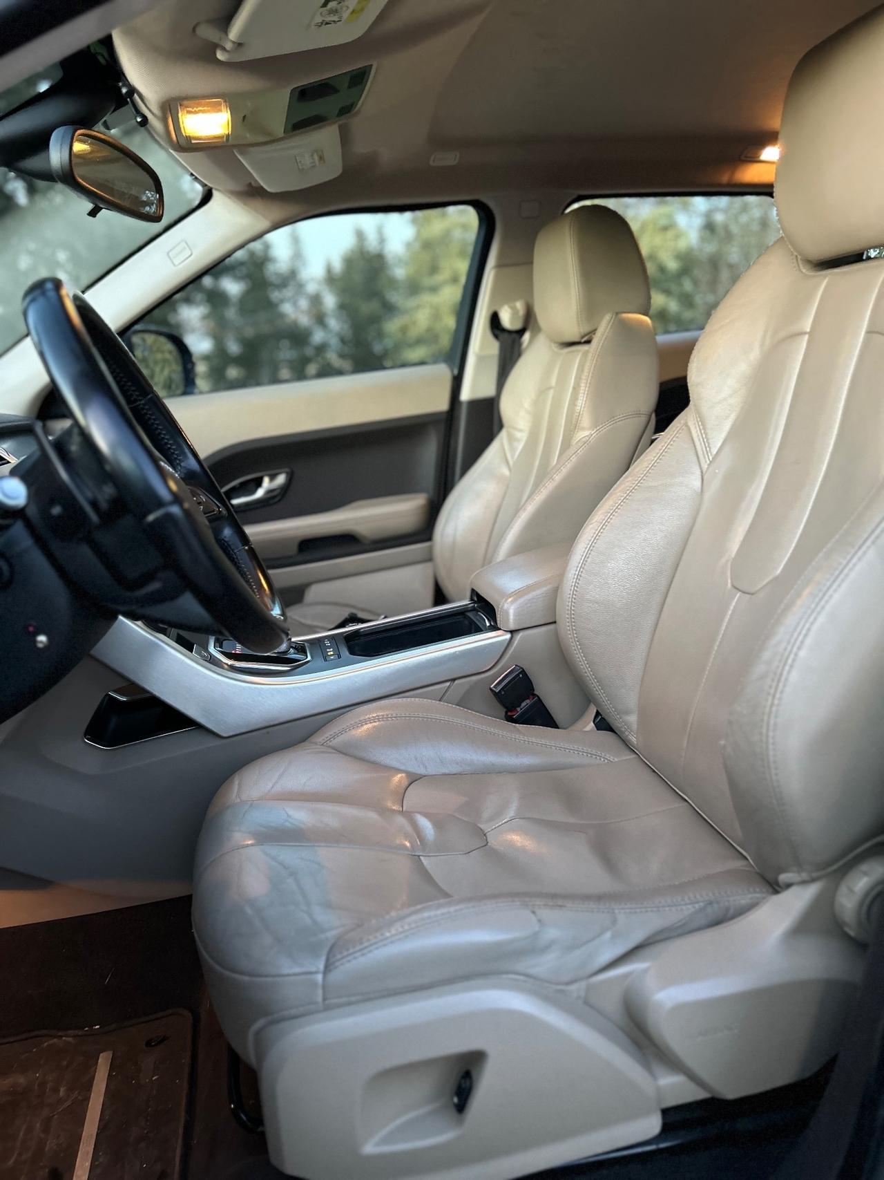 Land Rover Range Evoque 2.2 TD4 5p. Prestige