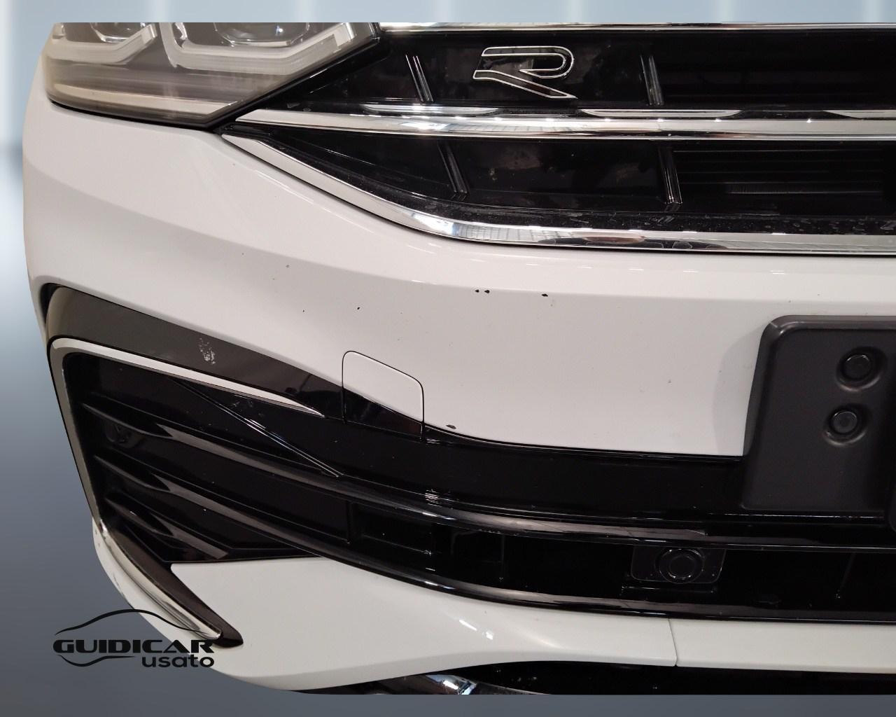 VOLKSWAGEN Tiguan II 2021 - Tiguan 2.0 tdi R-Line 150cv dsg