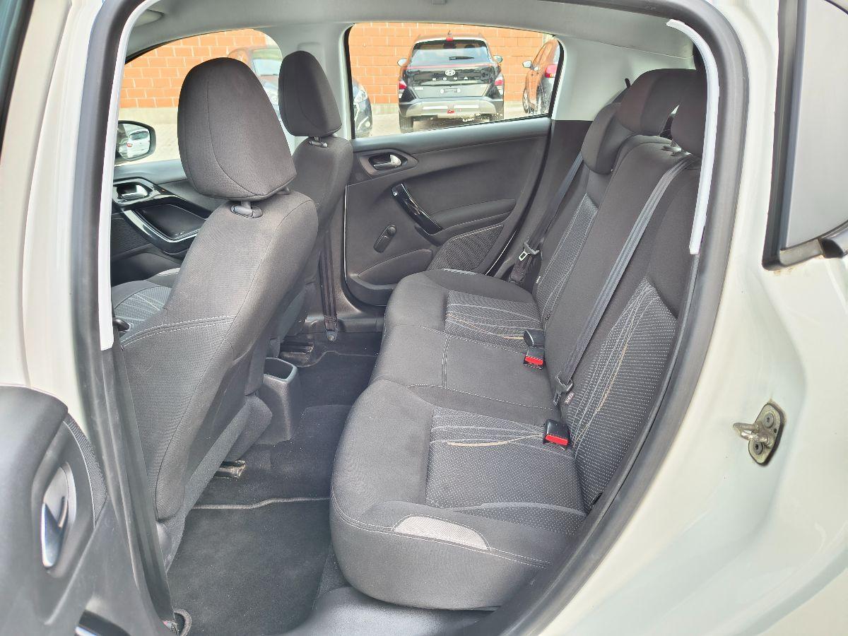 PEUGEOT - 208 - 1.2 VTi 82 CV 5p. Allure