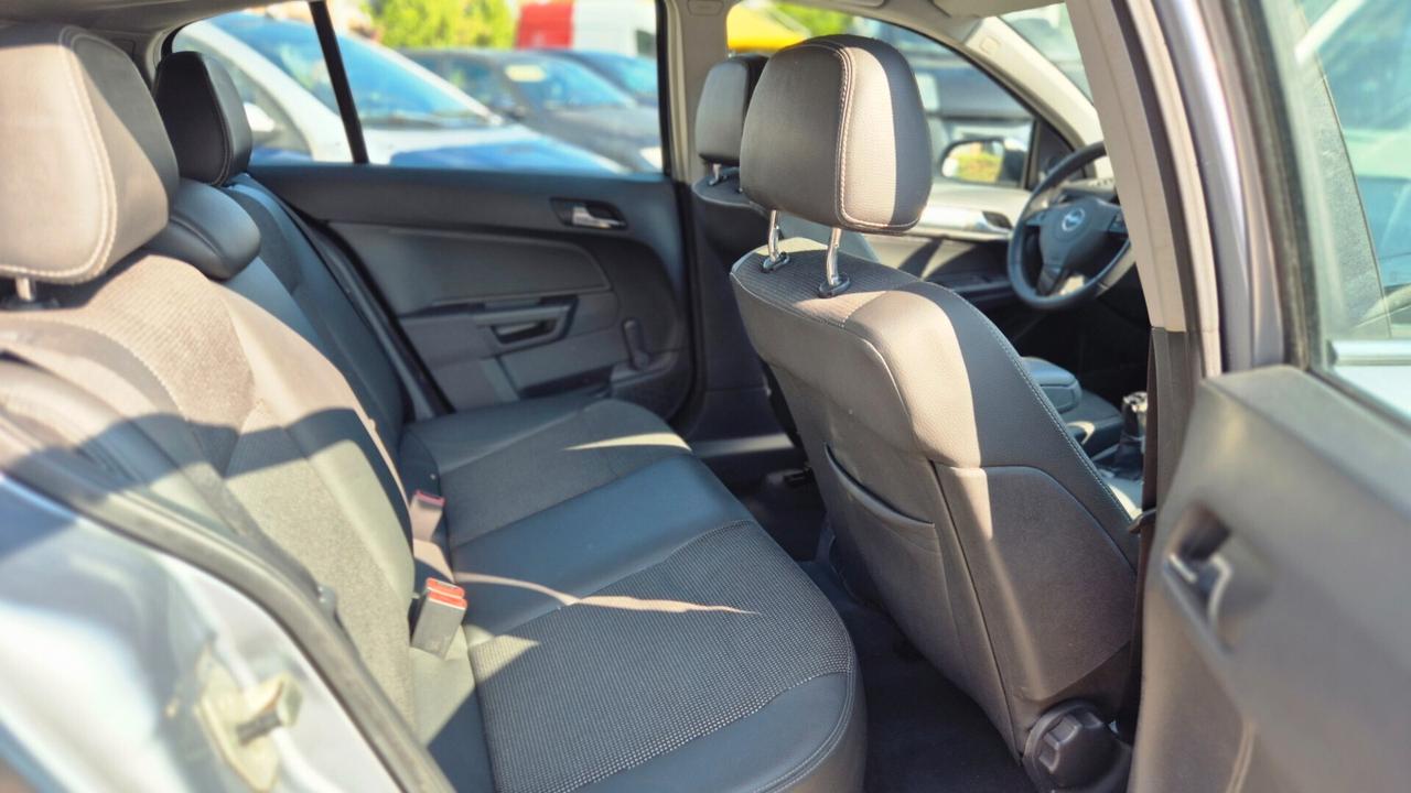 Opel Astra 1.6 BENZ ,5p /ok neopatentati/Frizione nuova