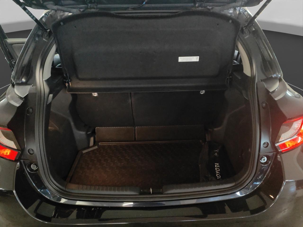 Toyota Yaris 1.5 Hybrid 5 porte Active