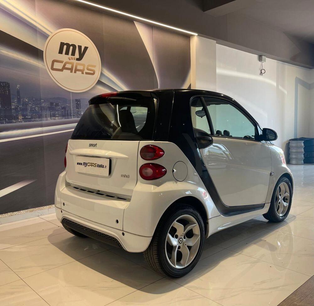 Smart ForTwo 1000 52 kW MHD coupé passion