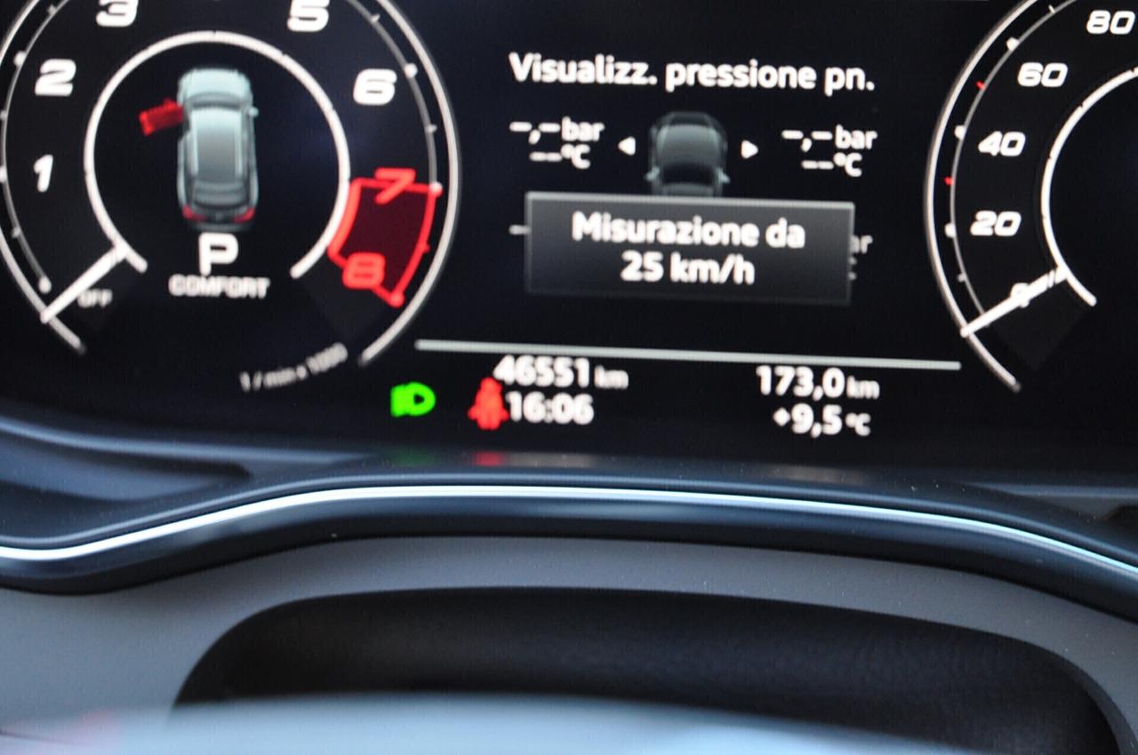 Audi RS6 RS 6 C8 Avant 4.0 mhev Quattro scarico Akrapovic