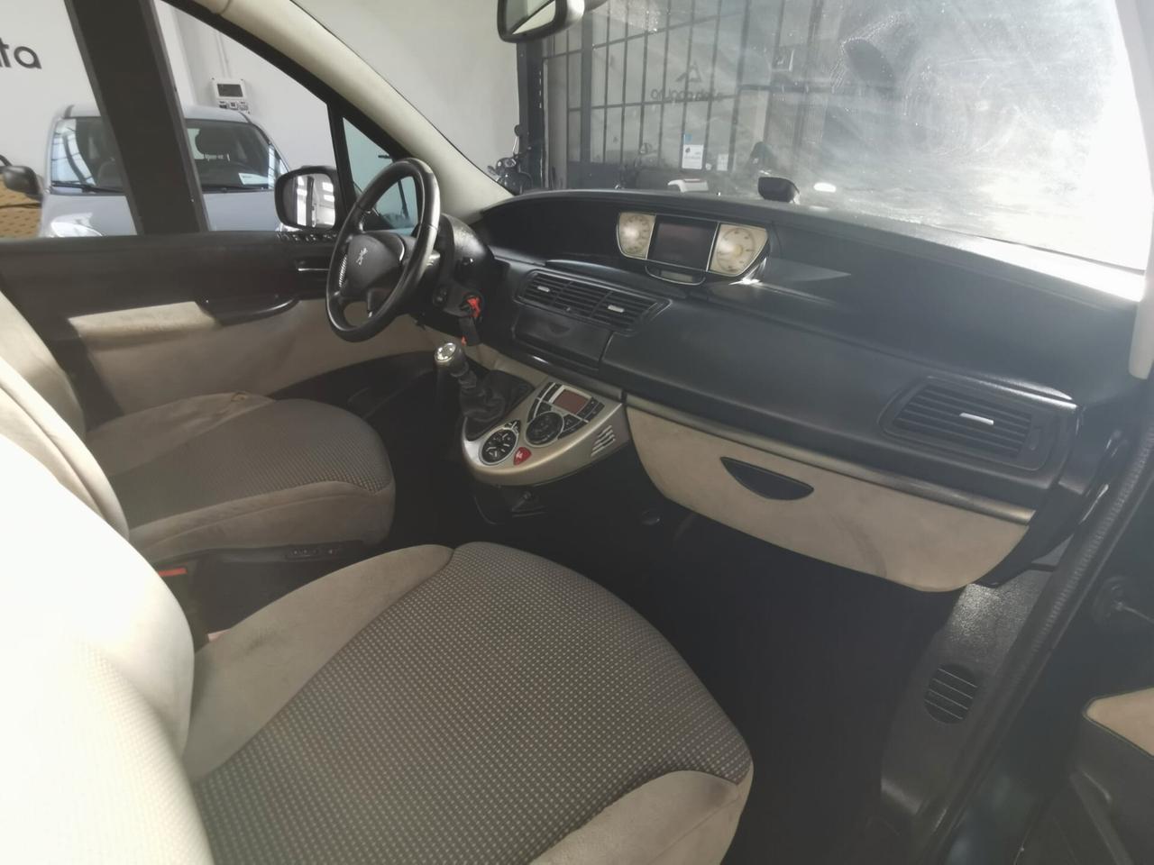 Peugeot 807 2.0 HDi 7 POSTI EURO 5 GARANZIA 12 MESI