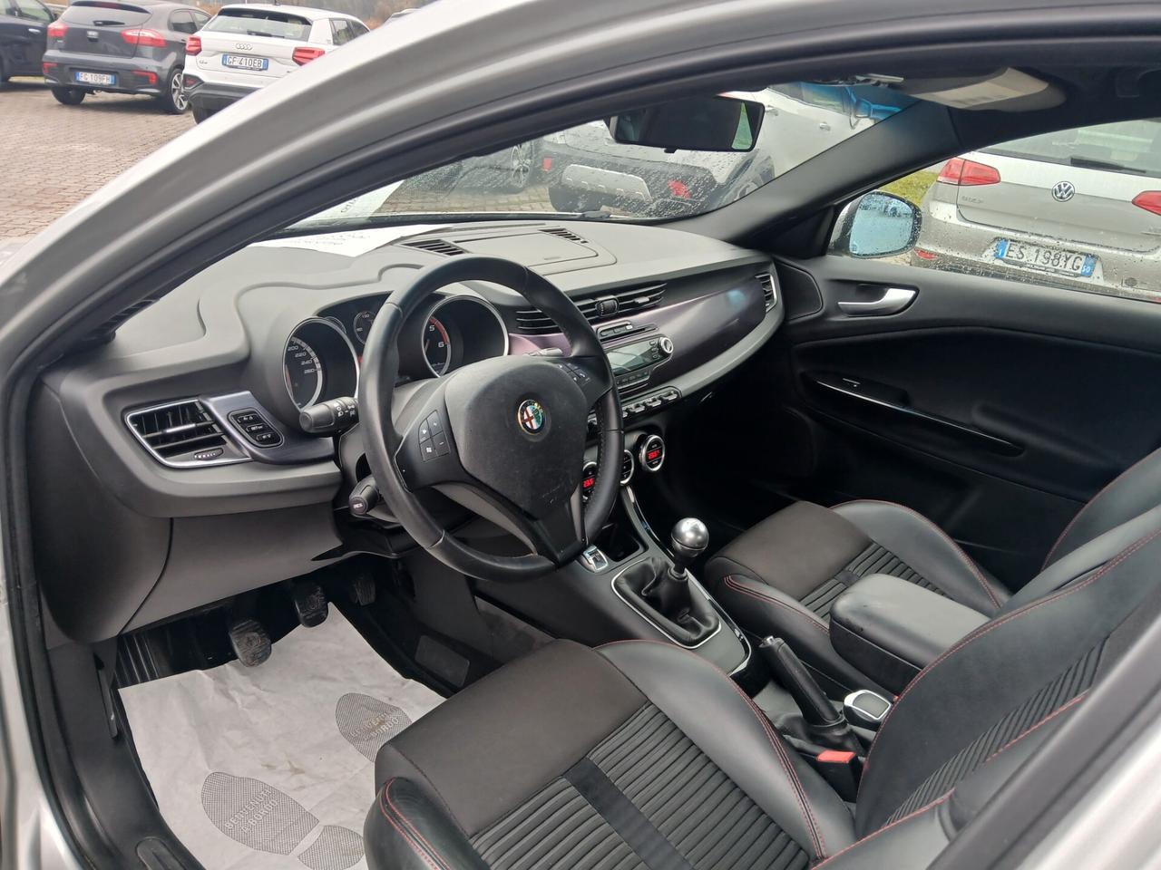 Alfa Romeo Giulietta 1.6 JTDm-2 105 CV Distinctive