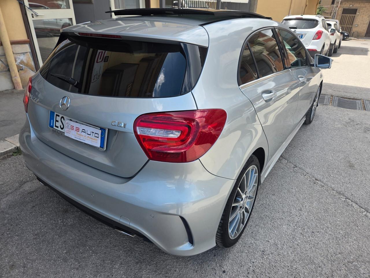 MERCEDES A200 PREMIUM TETTO APRIBILE 136CV KMCERTIF