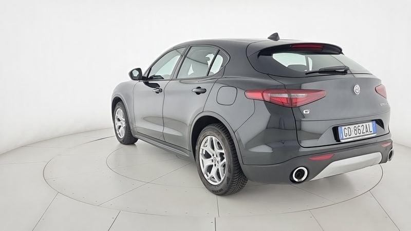 Alfa Romeo Stelvio 2.2 Turbodiesel 190 CV AT8 Q4 Business
