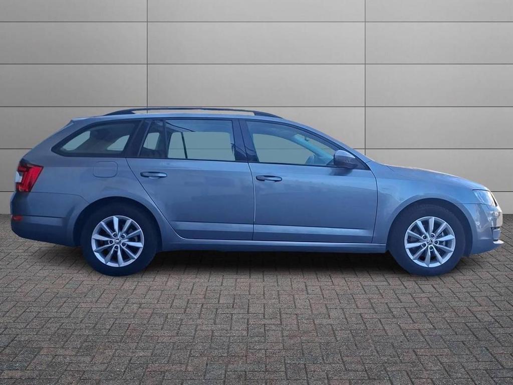 Skoda Octavia 1.6 TDI CR Elegance 4x4
