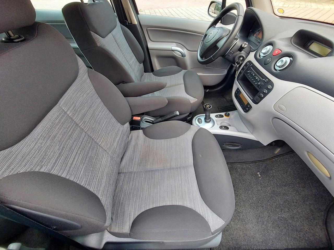Citroen C3 1.4 Benzina 16v Xtr sensodrive Automatica