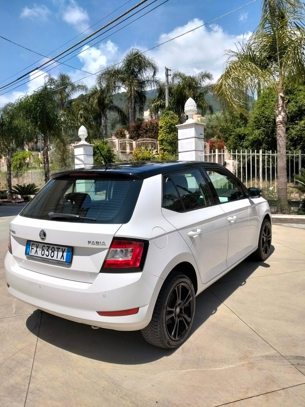 Skoda Fabia 1.0 MPI 75 CV Design Edition