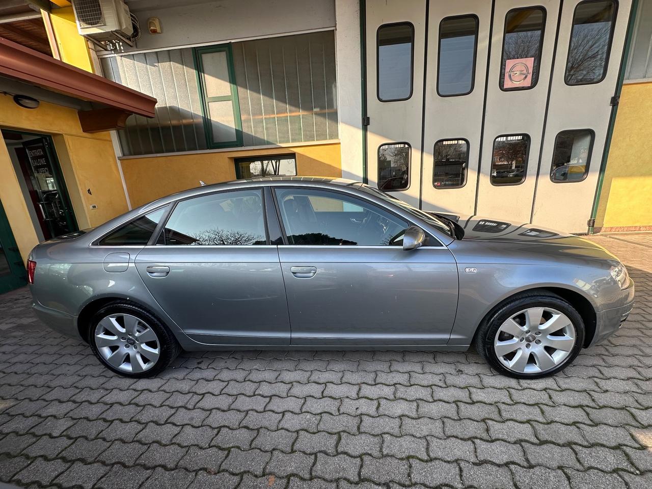 Audi A6 3.0 V6 TDI F.AP. quattro tiptronic Ambiente
