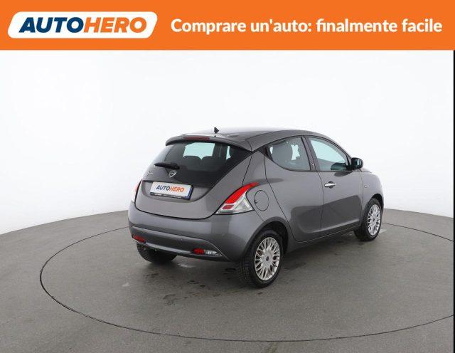 LANCIA Ypsilon 1.2 69 CV 5 porte Silver