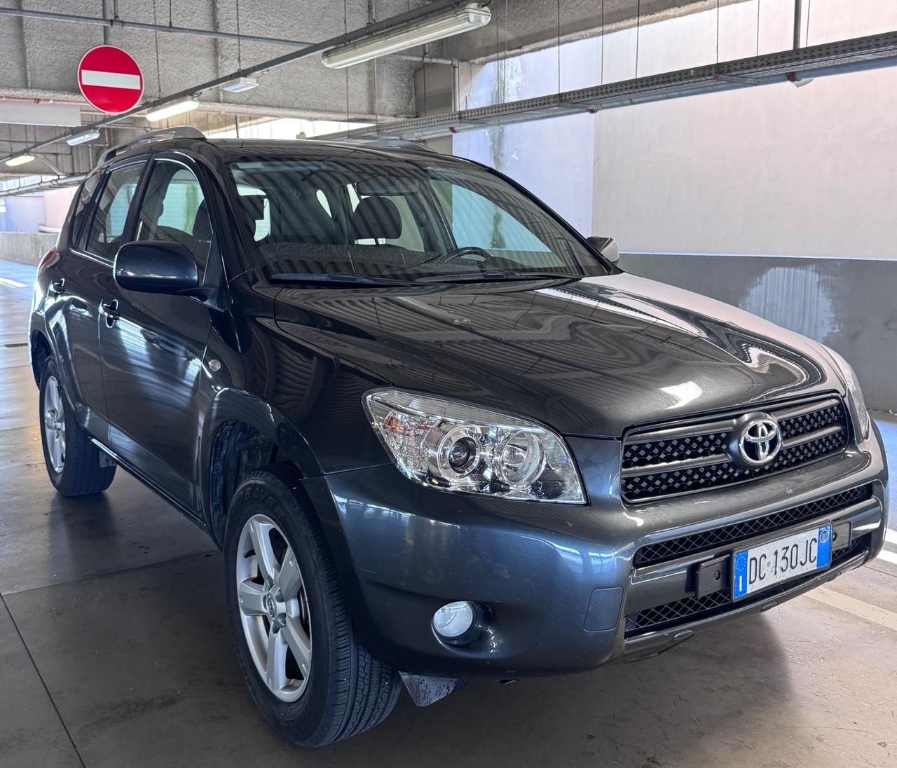 Toyota RAV 4 RAV4 2.2 D-4D 136 CV Luxury