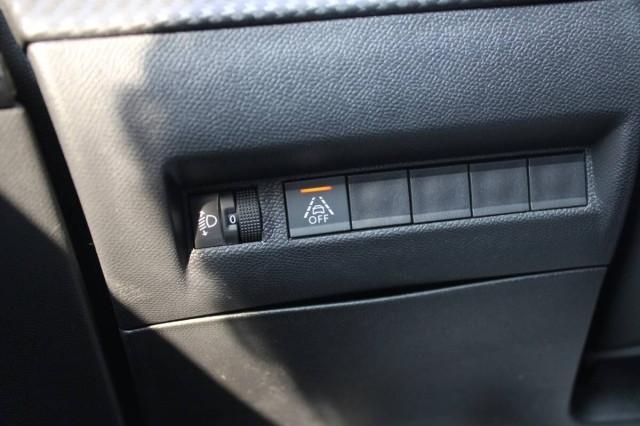 Peugeot 2008 1.2 puretech Active s&s 100cv Con CARPLAY