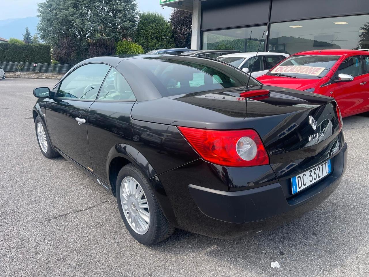 Renault Megane Mégane C-C 1.9 dCi/130CV Luxe