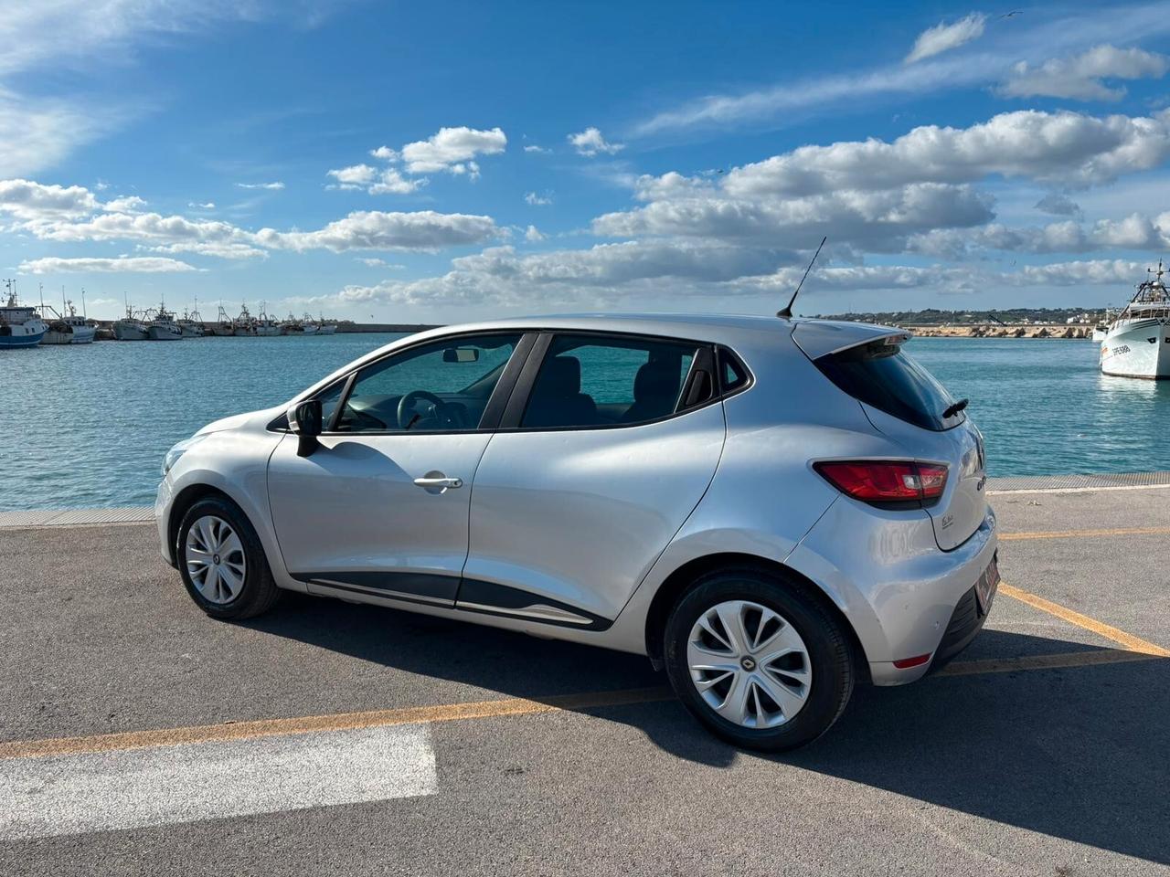 Renault Clio 1.5 dCi 75cv