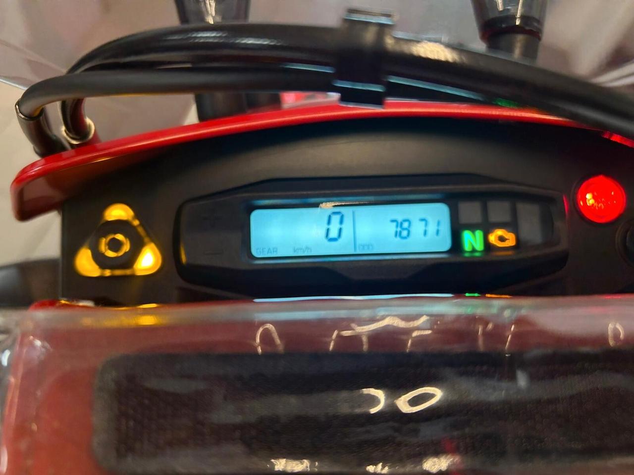 Gas ES 700