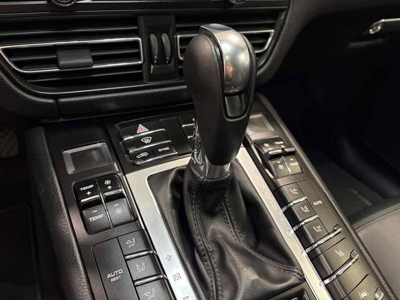 Porsche Macan 2.0 245cv pdk