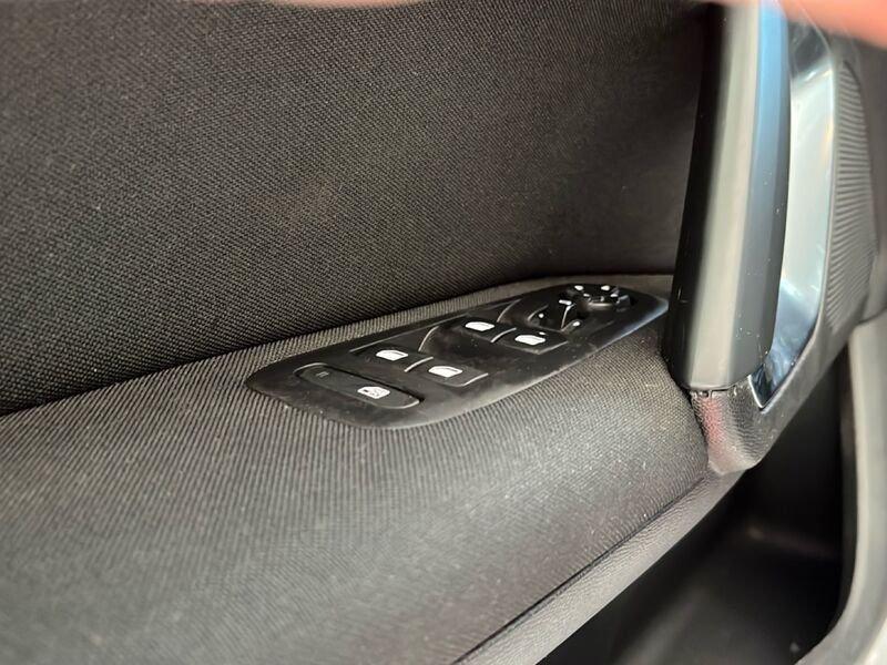 Peugeot 308 1.6 HDi 92 CV Active